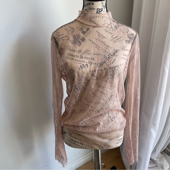 SKIN Lace Bodysuit in Blush Pink - Picture 7 of 9